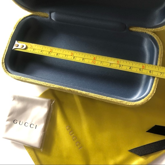 GUCCI SUNGLASSES VELVET HARD CASE - Picture 4 of 6